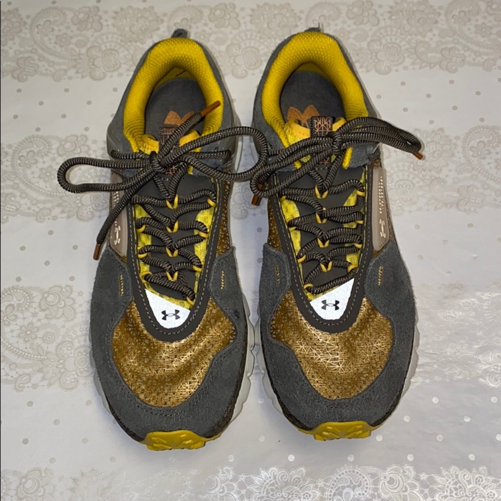 NEW UNISEX UA HOVR SUMMIT HIKING SHOES - Picture 6 of 7